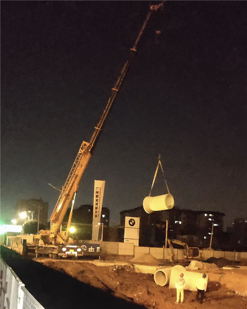 绵竹市“弯臂矫正”—— 吊车的 “形变补偿” 技术